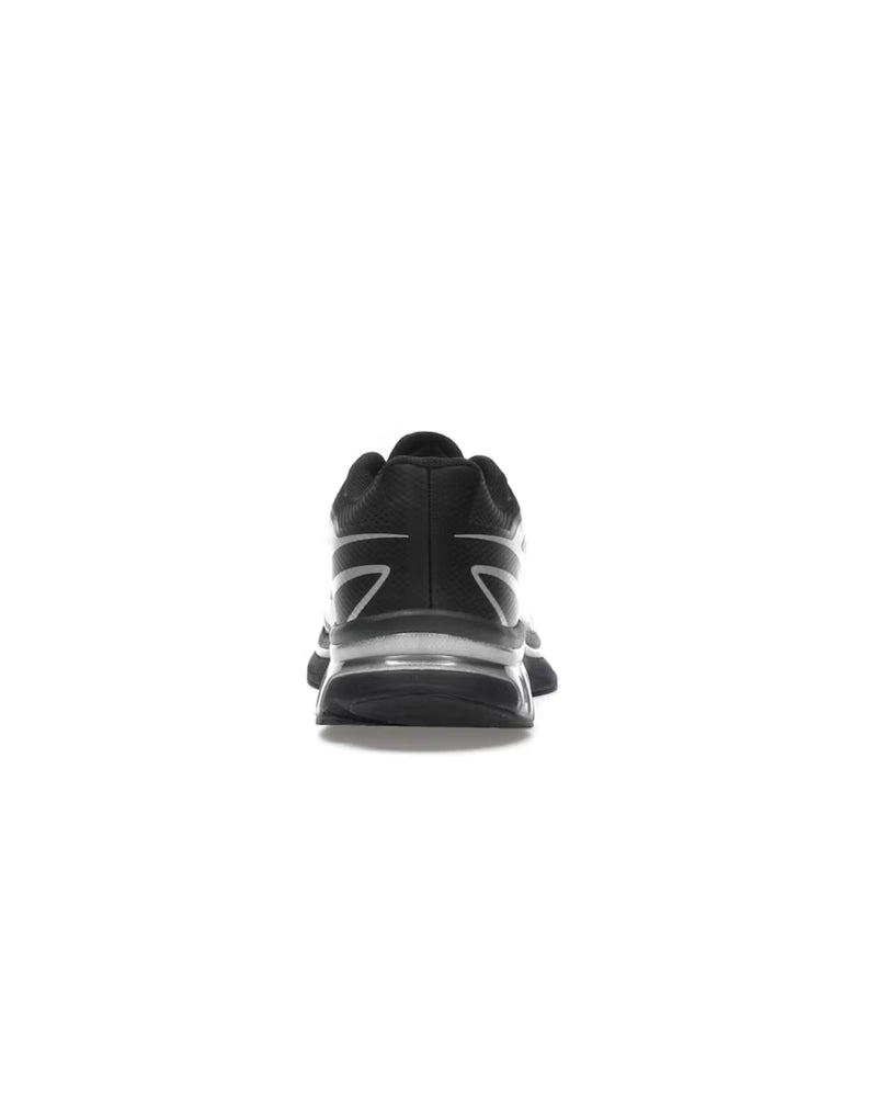 Salomon XT-MM-6
MM6 Maison Margiela Black Silver