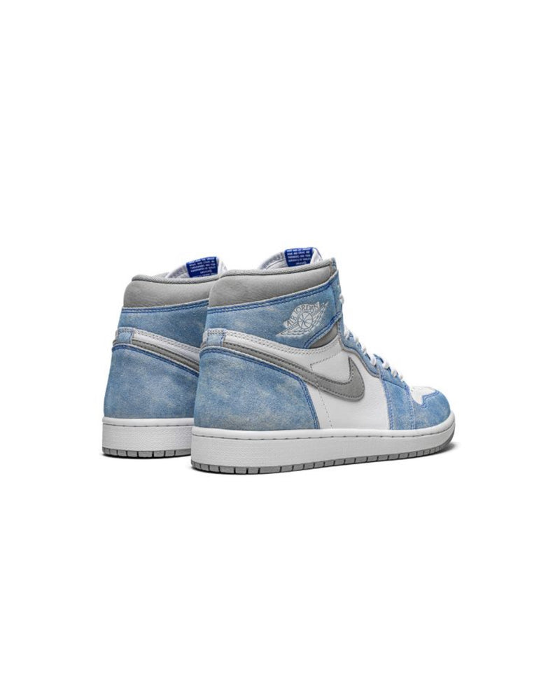 Jordan
Air Jordan 1 Retro High OG "Hyper Royal" sneakers