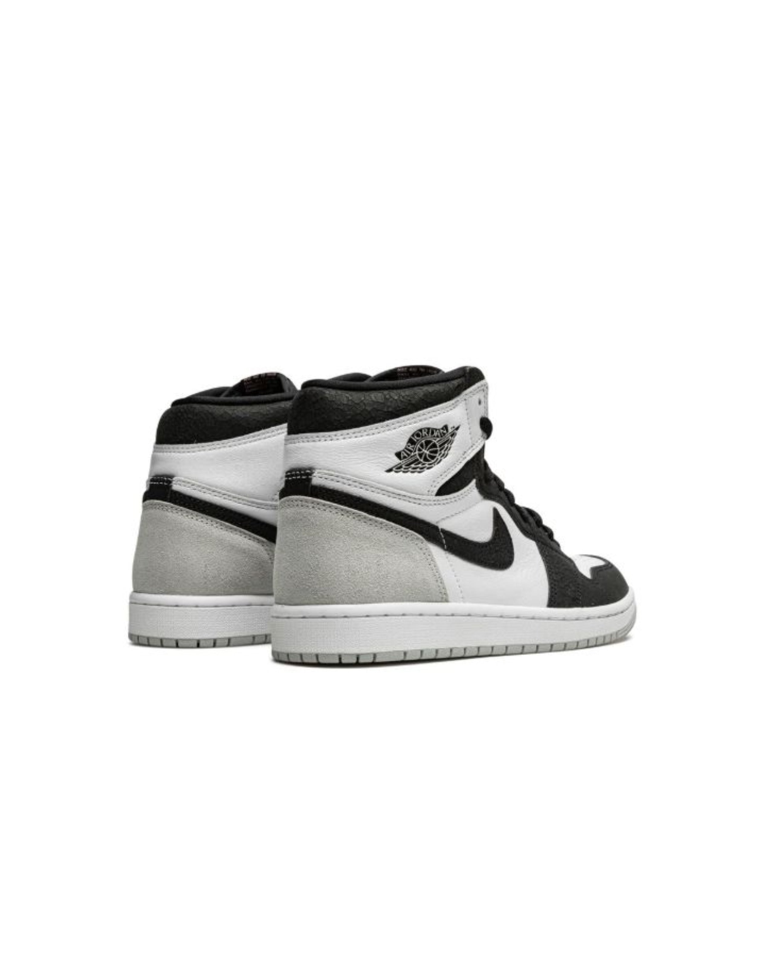 Jordan
Air Jordan 1 Retro High "Stage Haze" sneakers