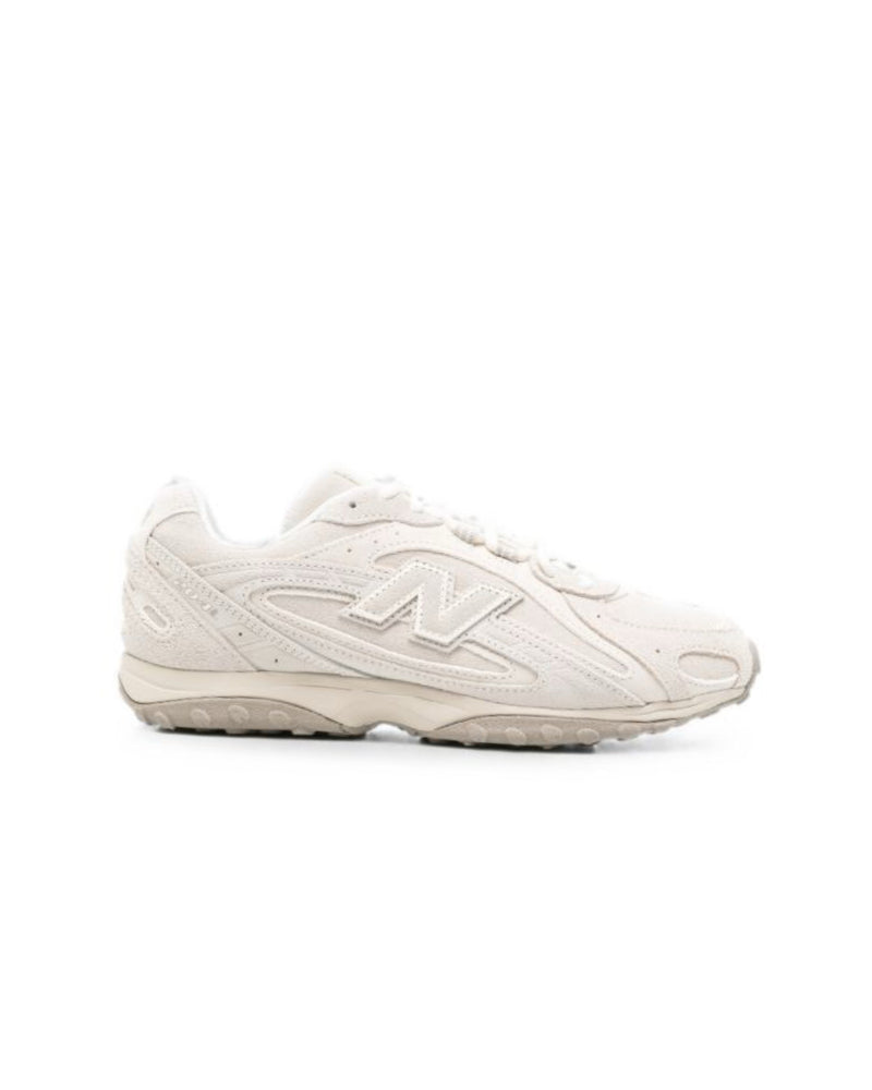 New Balance 204L sneakers