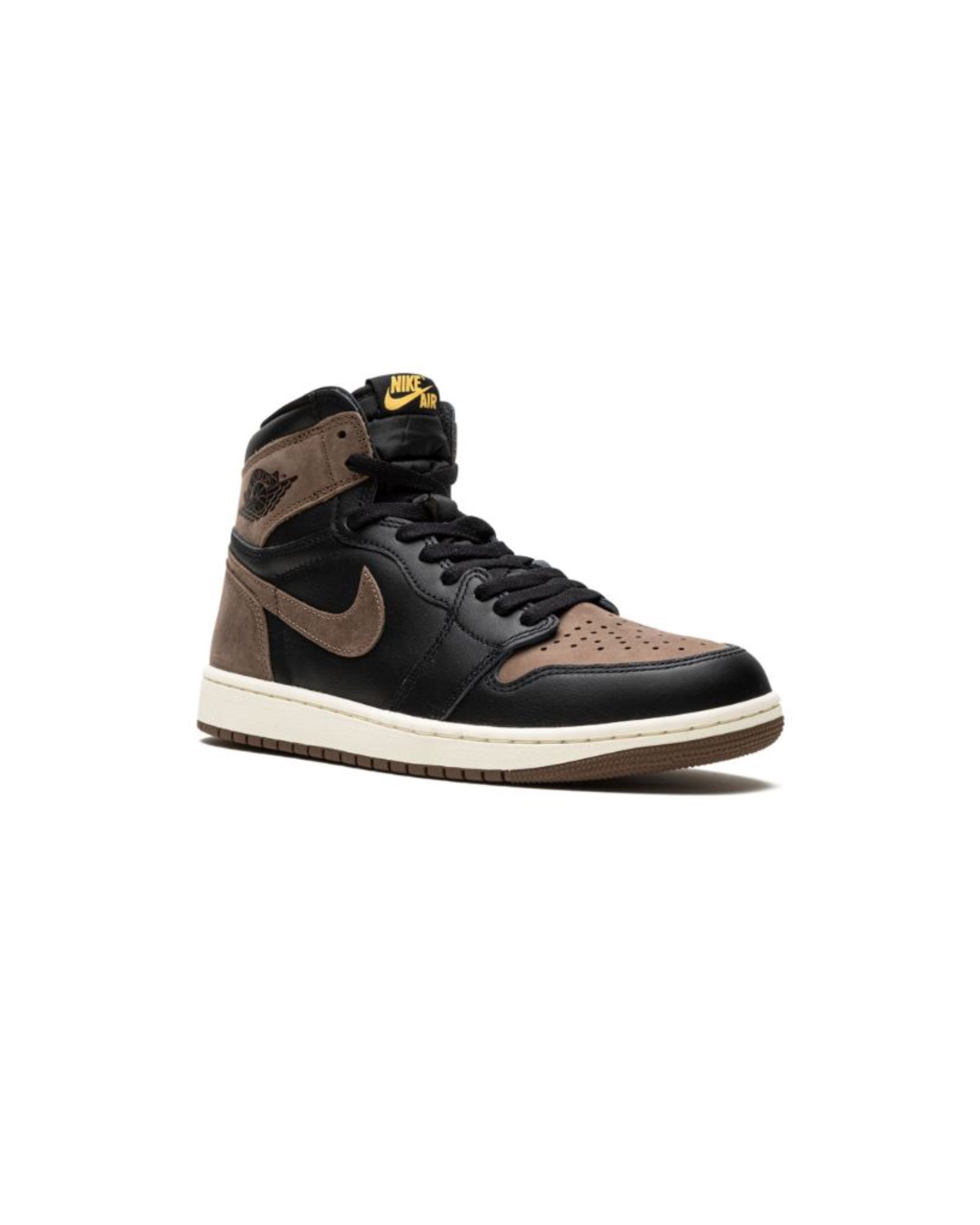 Jordan
Air Jordan 1 Retro High OG "Palomino" sneakers